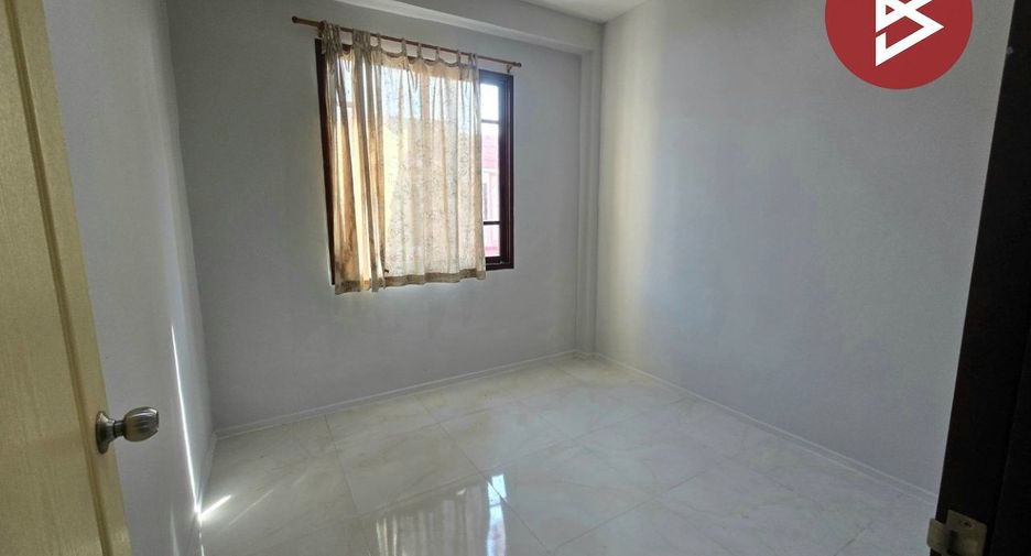 Reihenhaus zum Kauf mit 3 Zimmer in Phra Samut Chedi, Samut Prakan