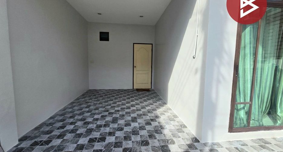 Reihenhaus zum Kauf mit 3 Zimmer in Phra Samut Chedi, Samut Prakan