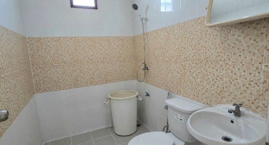 Reihenhaus zum Kauf mit 3 Zimmer in Phra Samut Chedi, Samut Prakan