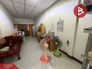 Casa adosada en venta de 2 habitaciones en Pluak Daeng, Rayong
