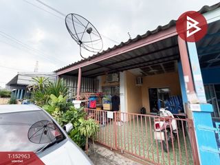 Casa adosada en venta de 2 habitaciones en Pluak Daeng, Rayong