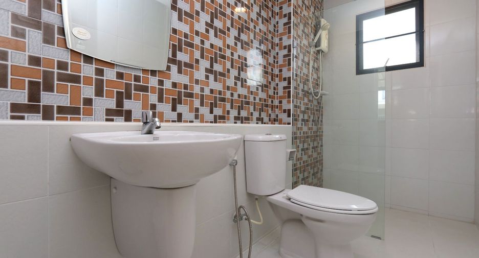 For sale 4 bedrooms house in Doi Saket, Chiang Mai