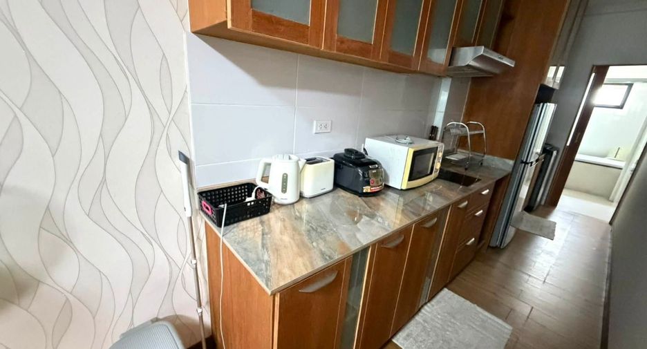 Gewerbefläche zur Miete mit 1 Zimmer in Si Racha, Chonburi