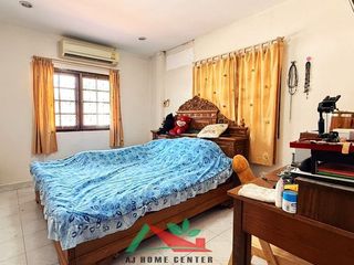 For sale 3 bedrooms house in Mueang Pathum Thani, Pathum Thani