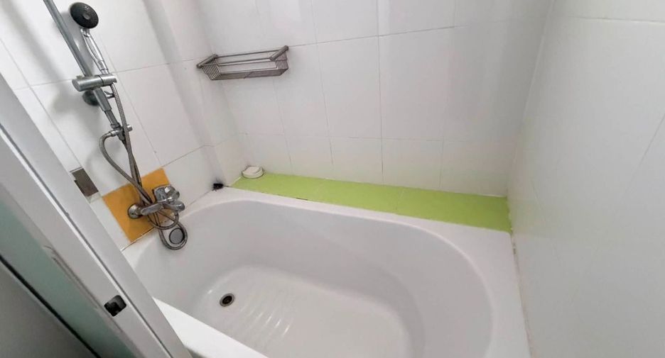 For rent 1 bed retail Space in Si Racha, Chonburi