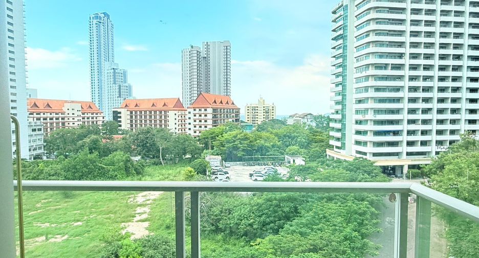 For rent 1 bed condo in Bang Lamung, Chonburi