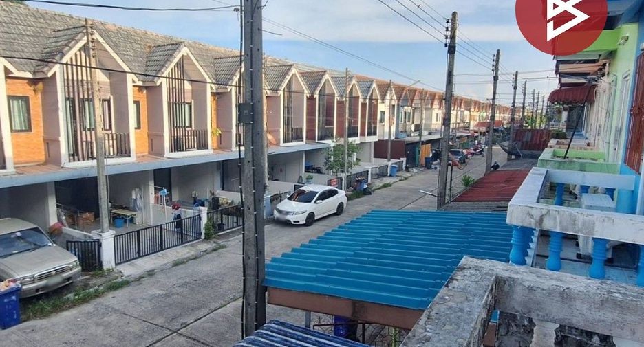 For sale 2 bedrooms townhouse in Mueang Nakhon Si Thammarat, Nakhon Si Thammarat