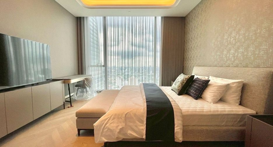 For rent 2 bedrooms condo in Sathon, Bangkok