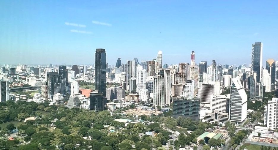For rent 3 bedrooms condo in Sathon, Bangkok