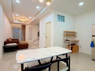 Reihenhaus zur Miete mit 2 Zimmer in Bang Lamung, Chonburi