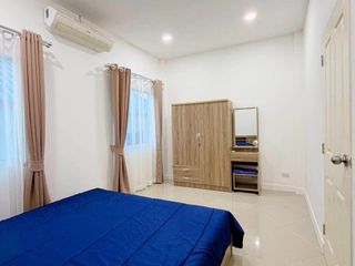 Reihenhaus zur Miete mit 2 Zimmer in Bang Lamung, Chonburi