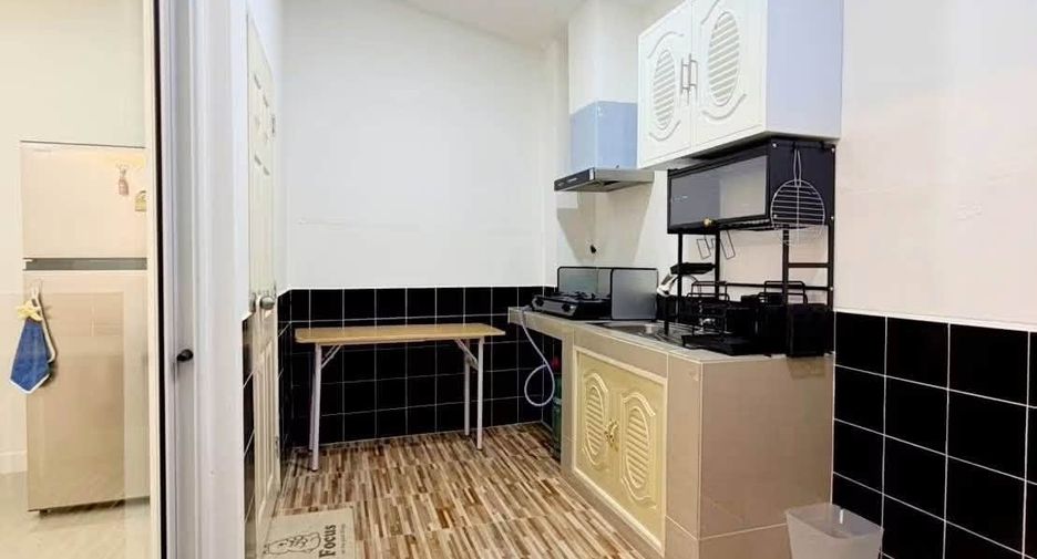 Reihenhaus zur Miete mit 2 Zimmer in Bang Lamung, Chonburi