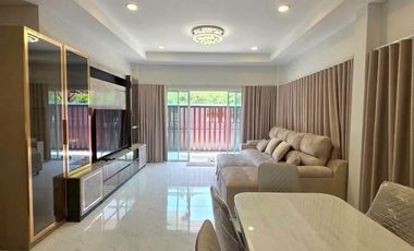 Villa zum Kauf mit 3 Zimmer in Bang Saray, Pattaya