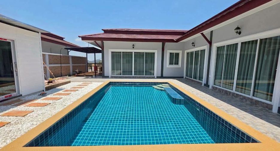 Villa zum Kauf mit 3 Zimmer in Bang Saray, Pattaya