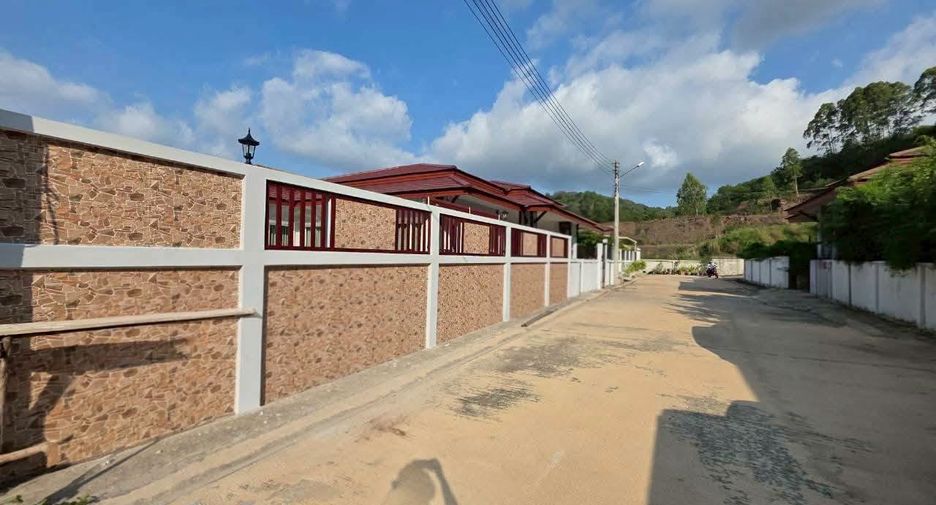Villa zum Kauf mit 3 Zimmer in Bang Saray, Pattaya
