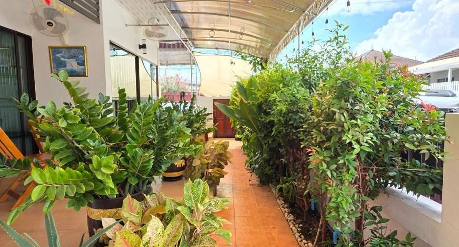Villa zum Kauf mit 2 Zimmer in Bang Saray, Pattaya