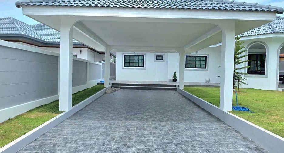 Villa zum Kauf mit 4 Zimmer in Bang Lamung, Chonburi