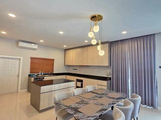 Villa zum Kauf mit Studio in Bang Lamung, Chonburi