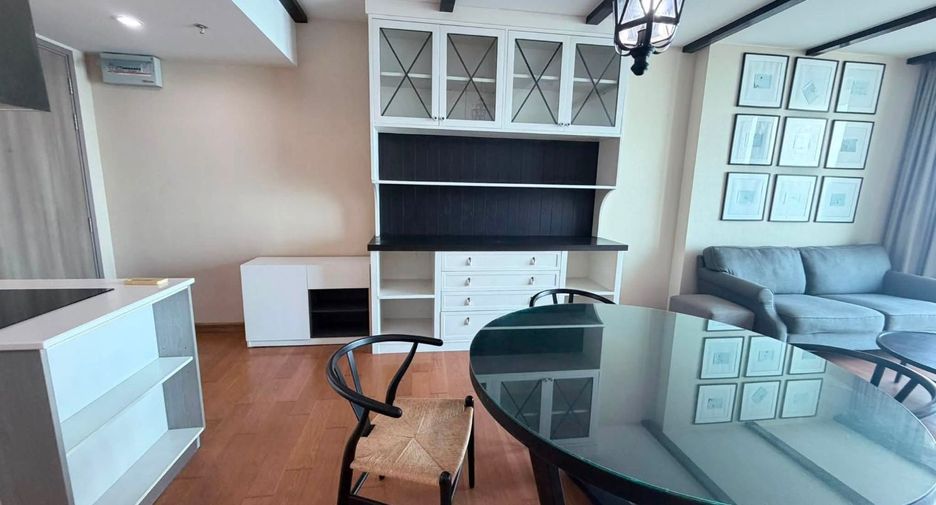 For rent 2 bedrooms house in Si Racha, Chonburi
