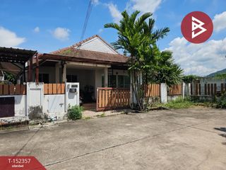 Casa en venta de 2 habitaciones en Ban Bueng, Chonburi