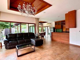 For rent 3 bedrooms villa in Bang Lamung, Chonburi