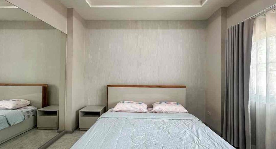 For rent 3 bedrooms villa in Bang Lamung, Chonburi