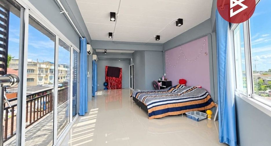 For sale 2 bedrooms retail Space in Mueang Samut Songkhram, Samut Songkhram