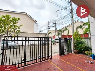 Reihenhaus zum Kauf mit 3 Zimmer in Mueang Samut Sakhon, Samut Sakhon