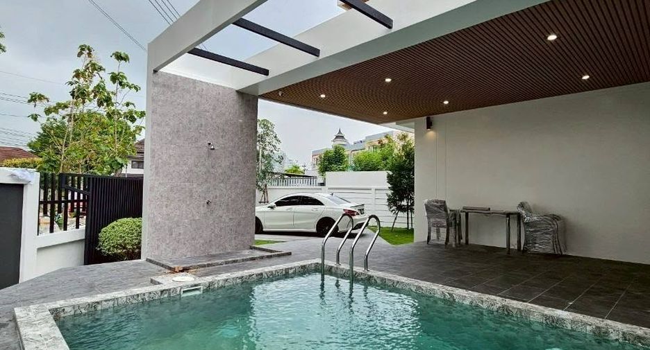 À vendre 4 chambres villa à Jomtien, Pattaya