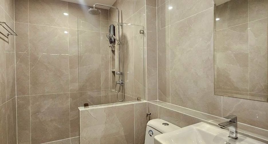 À vendre 4 chambres villa à Jomtien, Pattaya