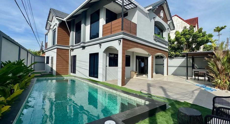 Villa zum Kauf mit 5 Zimmer in Bang Lamung, Chonburi