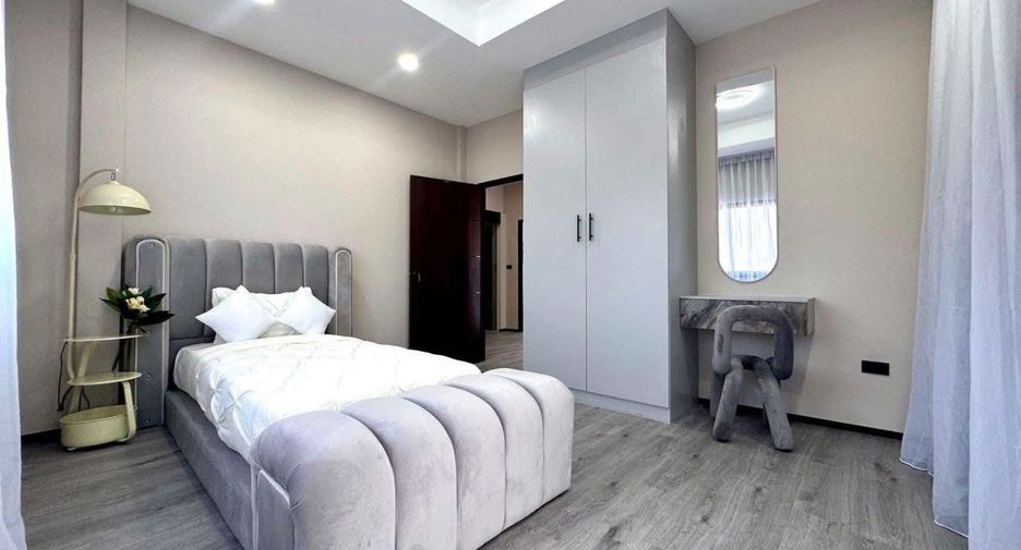 Villa zum Kauf mit 5 Zimmer in Bang Lamung, Chonburi