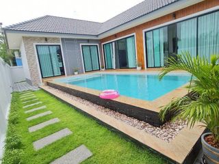 For sale 3 ベッドルーム villa in Bang Saray, Pattaya