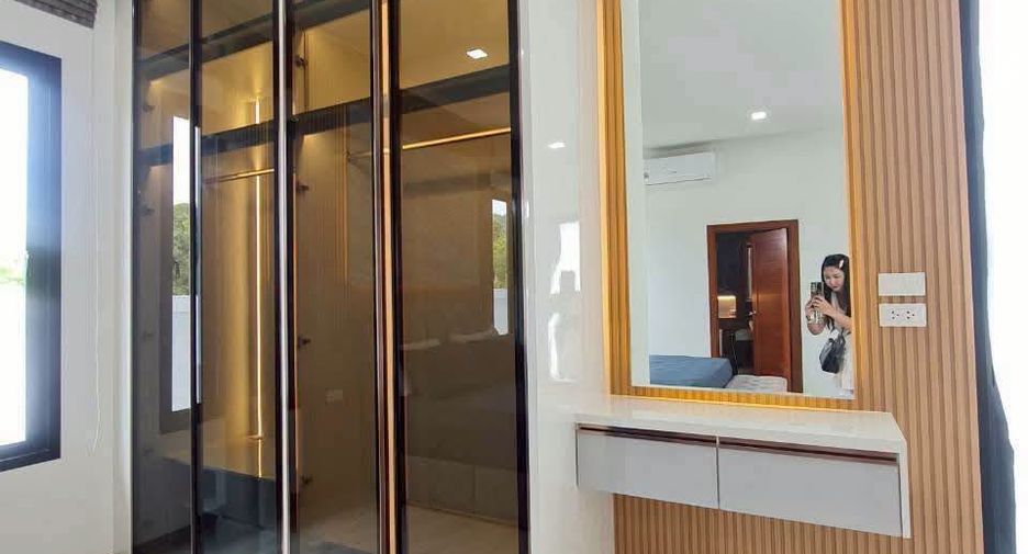 For sale 3 ベッドルーム villa in Bang Saray, Pattaya