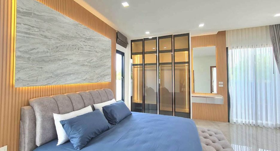 For sale 3 ベッドルーム villa in Bang Saray, Pattaya