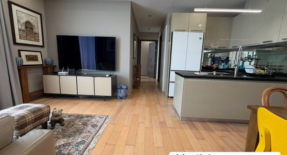 For rent 2 bedrooms condo in Watthana, Bangkok