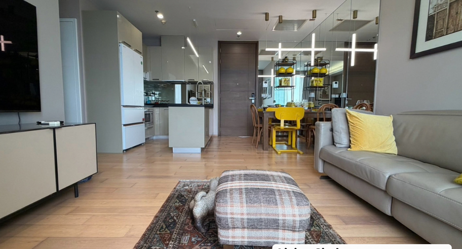 For rent 2 bedrooms condo in Watthana, Bangkok