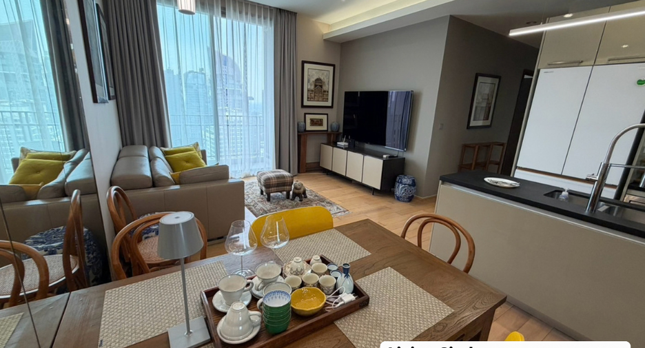 For rent 2 bedrooms condo in Watthana, Bangkok