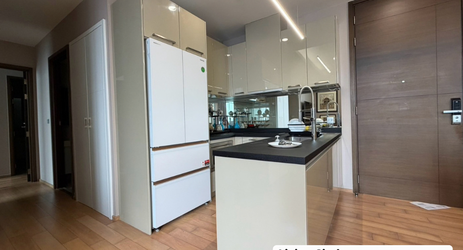 For rent 2 bedrooms condo in Watthana, Bangkok