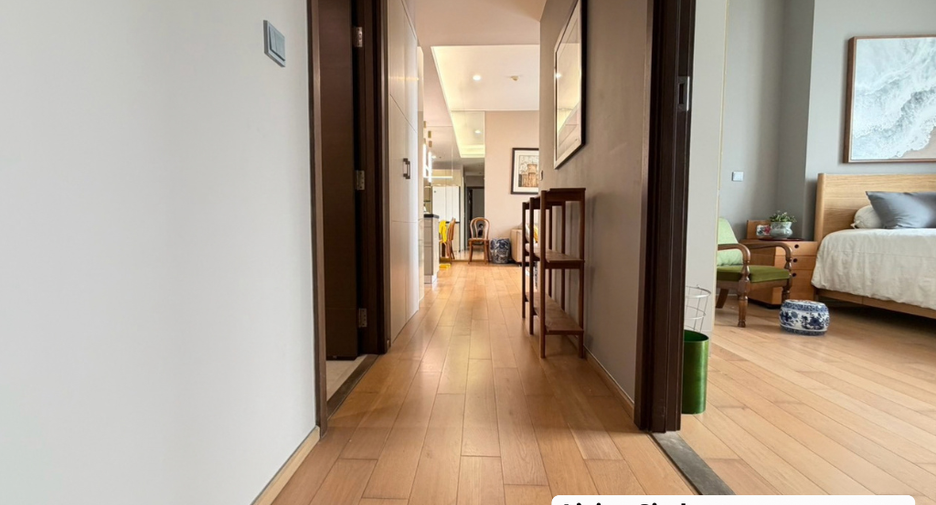 For rent 2 bedrooms condo in Watthana, Bangkok
