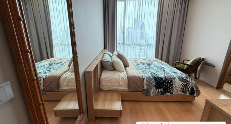 For rent 2 bedrooms condo in Watthana, Bangkok