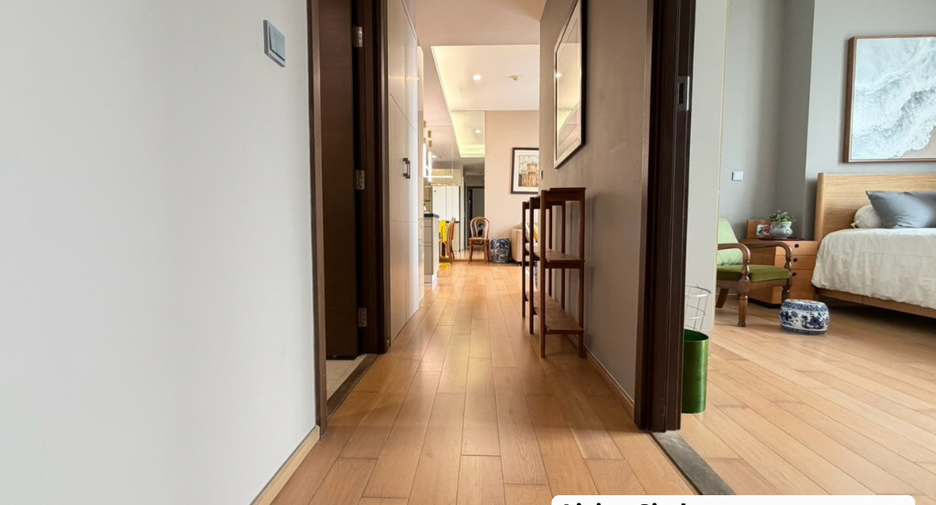 For rent 2 bedrooms condo in Watthana, Bangkok