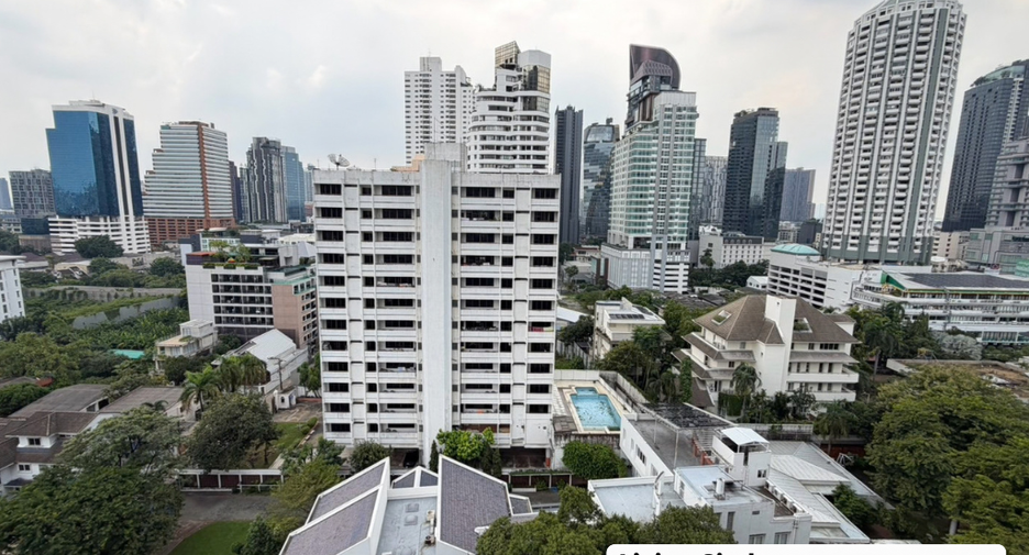For rent and for sale 2 bedrooms condo in Watthana, Bangkok