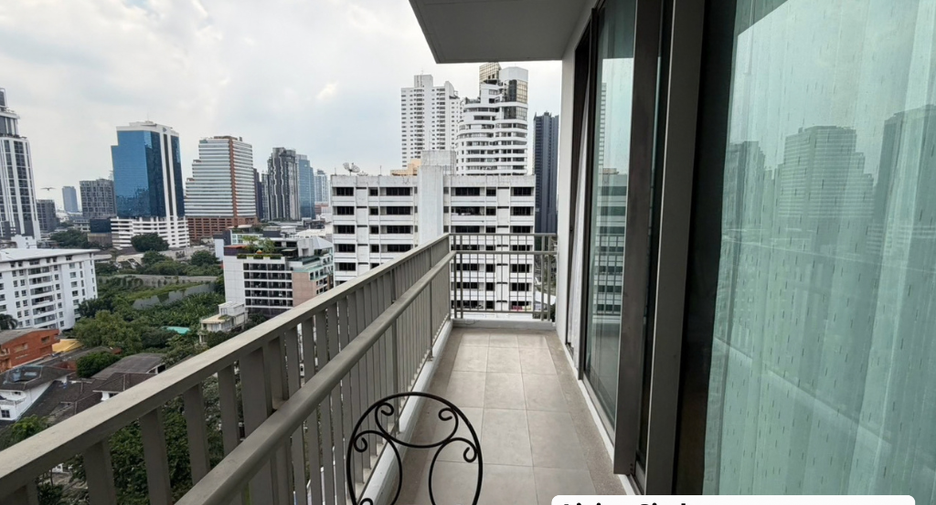 For rent and for sale 2 bedrooms condo in Watthana, Bangkok