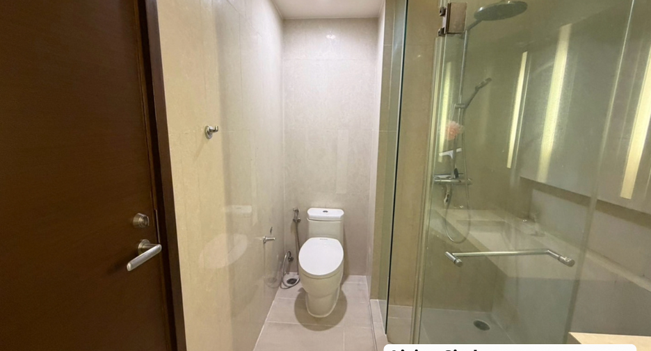For rent and for sale 2 bedrooms condo in Watthana, Bangkok