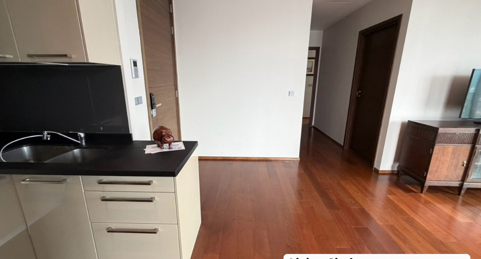 For rent and for sale 2 bedrooms condo in Watthana, Bangkok