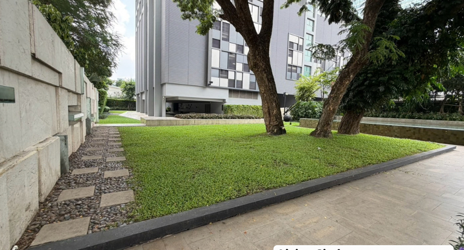 For rent and for sale 2 bedrooms condo in Watthana, Bangkok