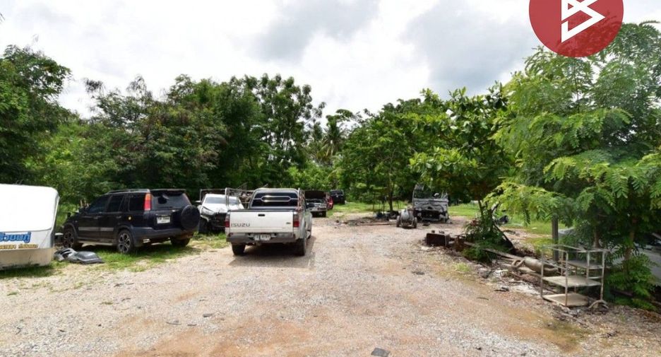 For sale land in Nong Chang, Uthai Thani