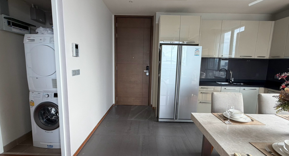 Wohnung zur Miete und zum Kauf mit 2 Zimmer in Watthana, Bangkok