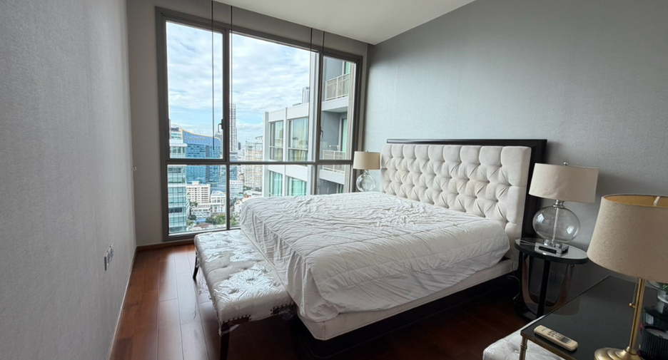 Wohnung zur Miete und zum Kauf mit 2 Zimmer in Watthana, Bangkok